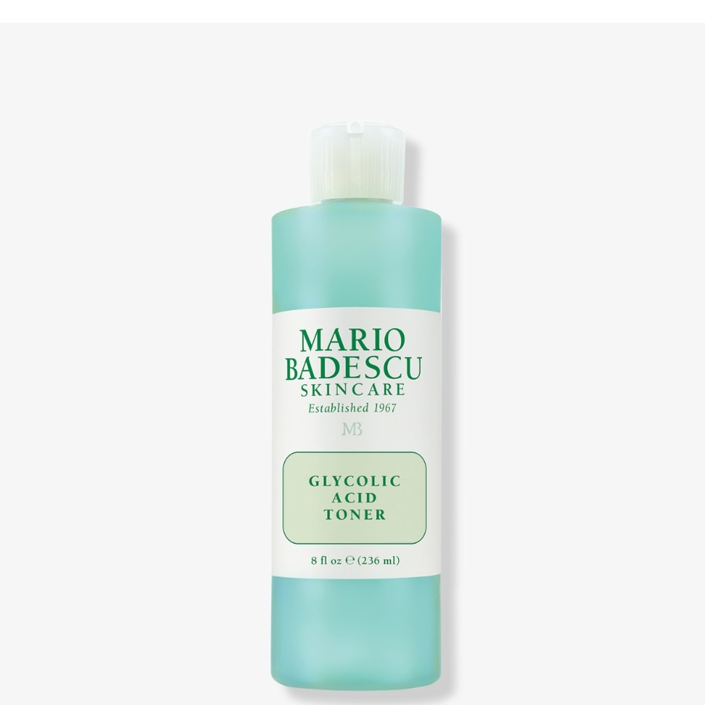 Glycolic acid toner with grapefruit and aloe